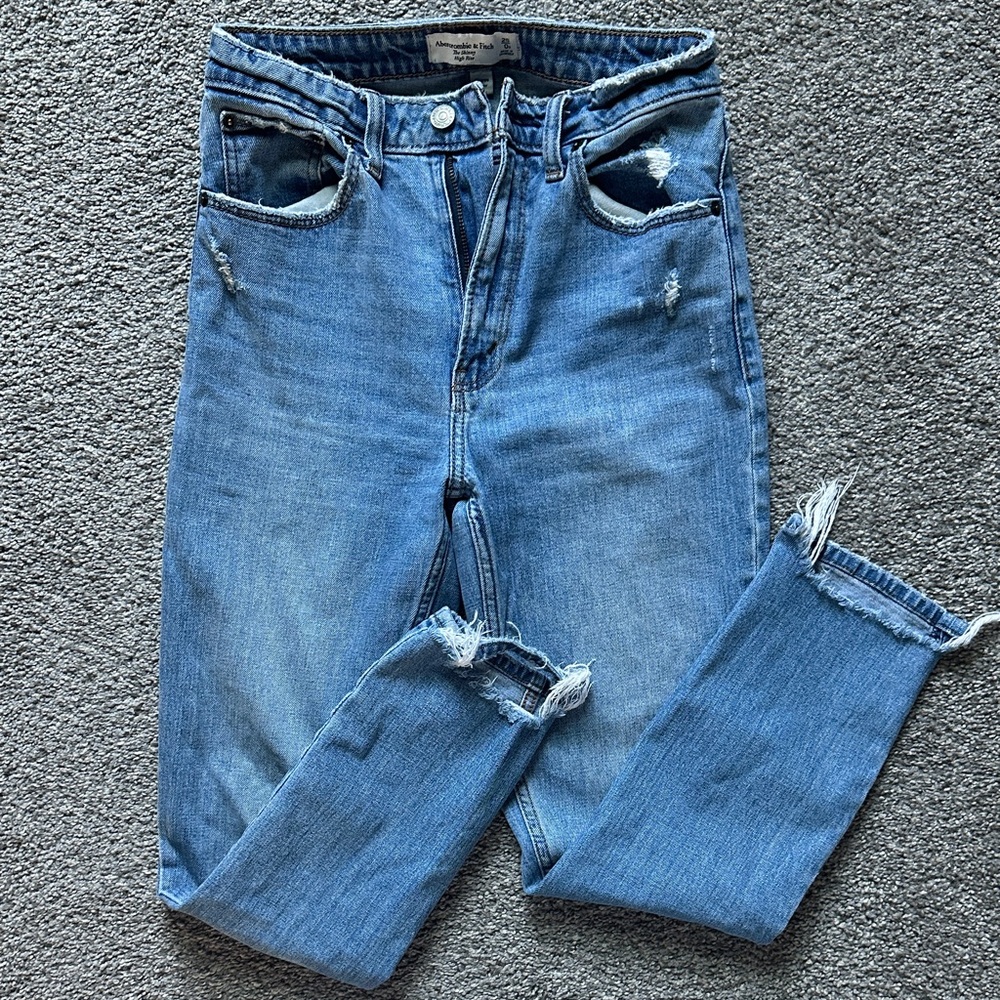 Abercrombie & Fitch Blue Cropped Jeans